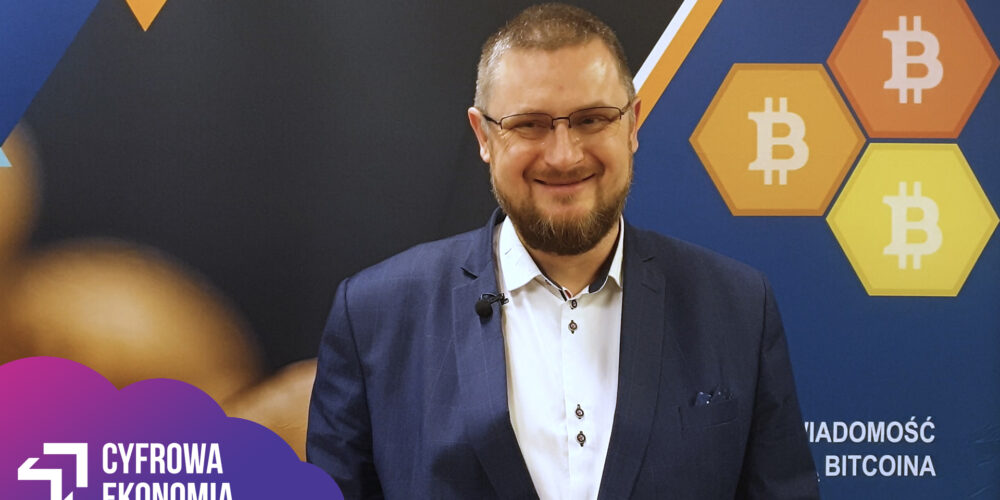 O niebezpiecznym SCAMie w komunikatorach opowiada Rafał Kiełbus